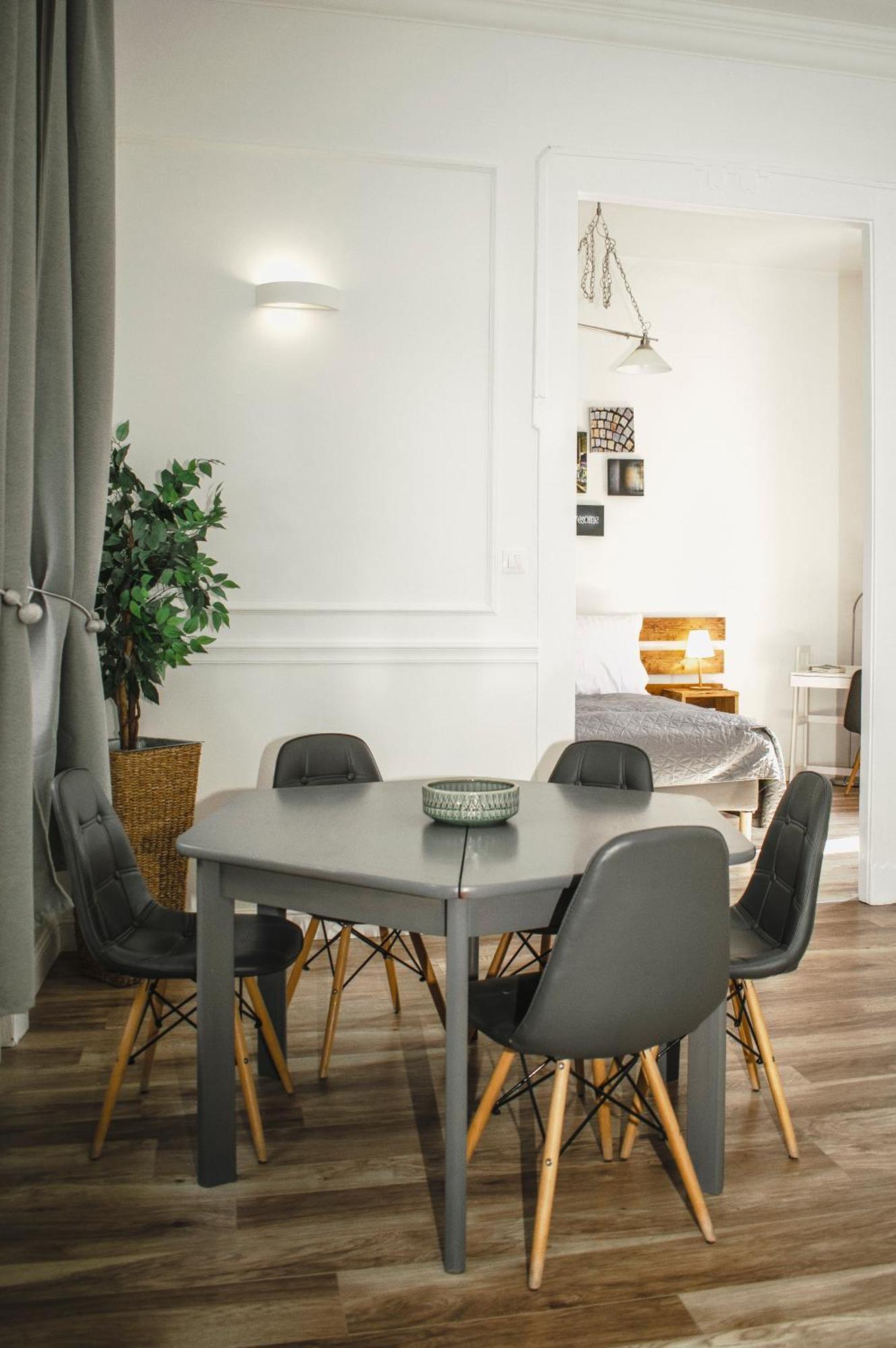3 Room Apartment In The Beautiful Street 布达佩斯 外观 照片