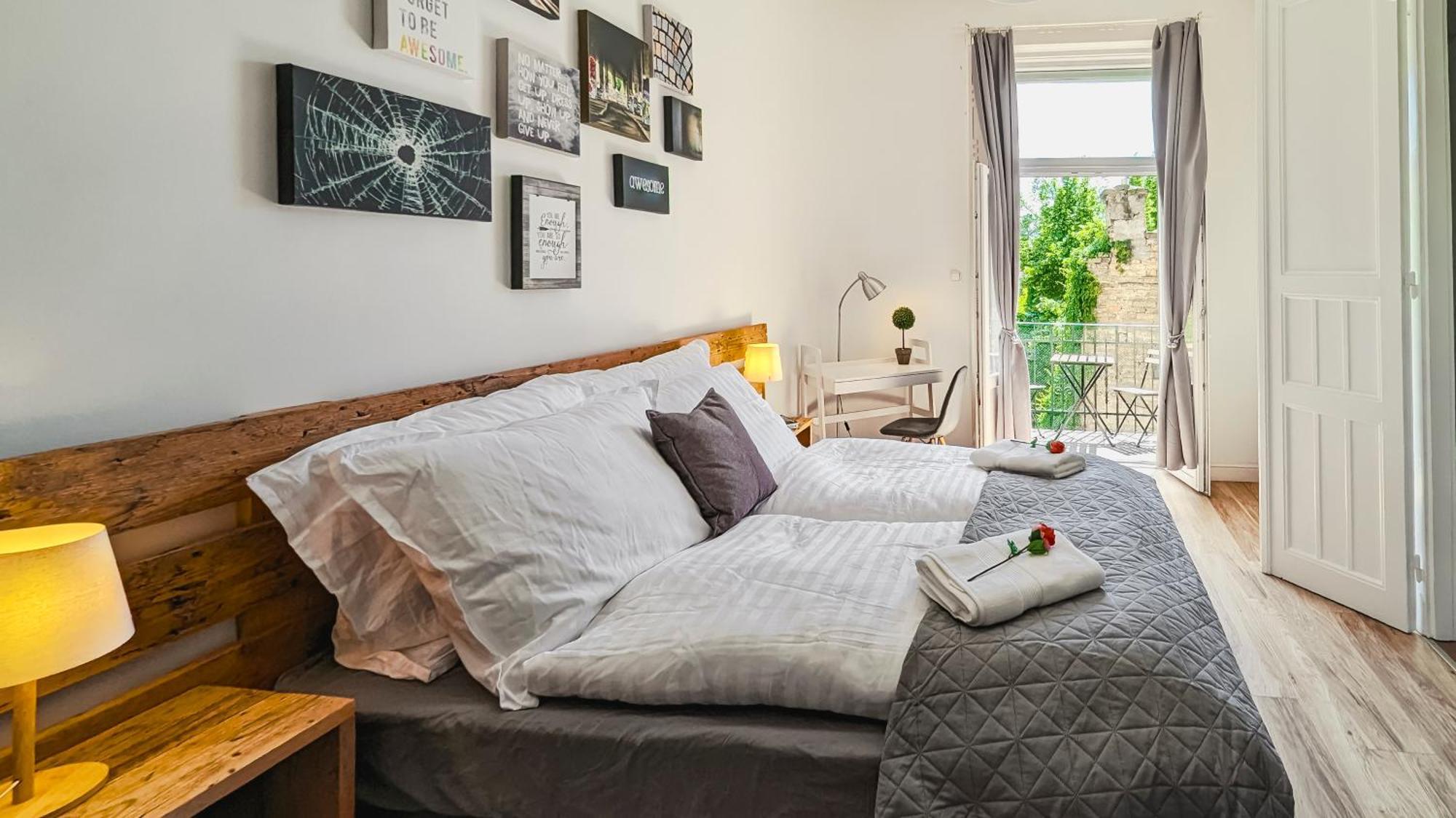 3 Room Apartment In The Beautiful Street 布达佩斯 外观 照片