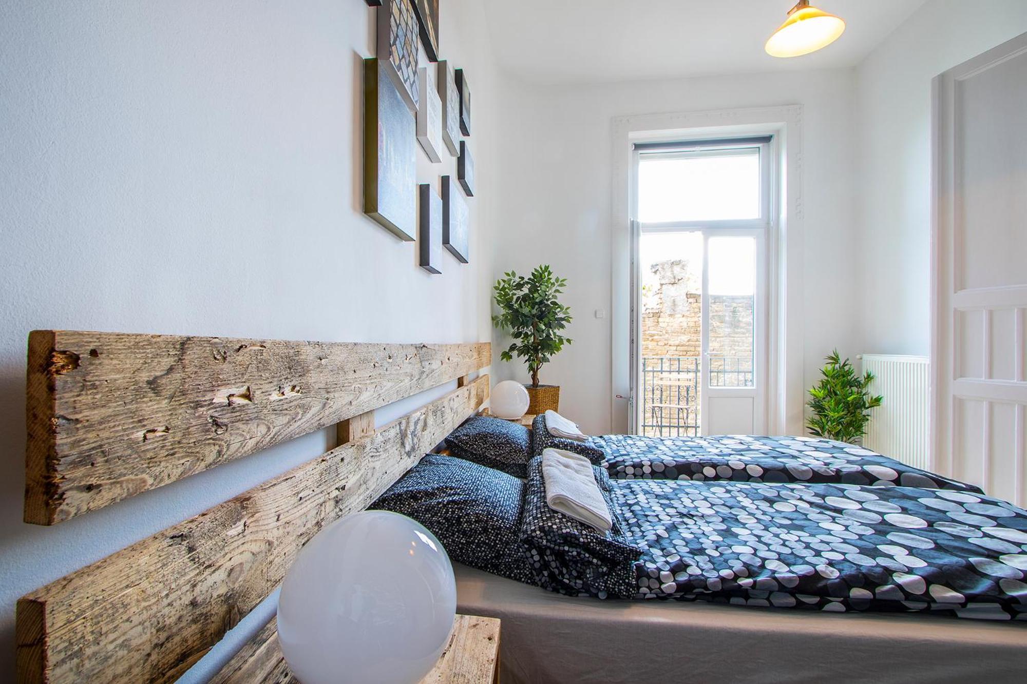 3 Room Apartment In The Beautiful Street 布达佩斯 外观 照片